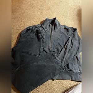 Blank NYC matching sweat set. Size Medium Top. Size XS bottom